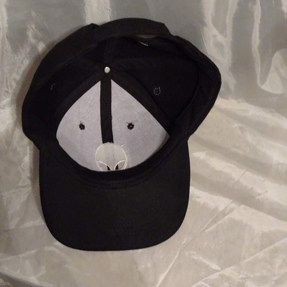 Face hat - Picture 4 of 4
